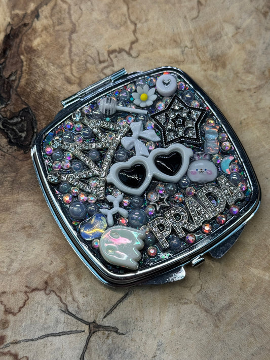 Glitz - metal compact mirror