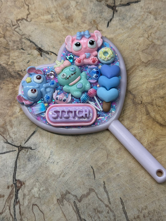 Small pre-made themed heart mirror
